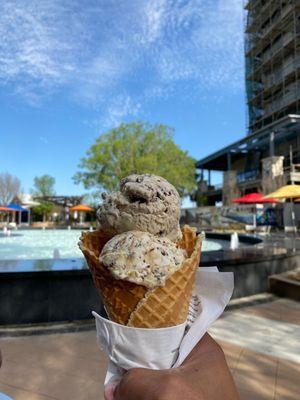 "Slingin Cowboy Mud" & Cookies n Cream