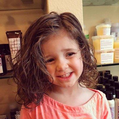 We love taking care of children of all ages at Willow Creek Salon!  Adorable haircut for an adorable girl by Mary Anne.