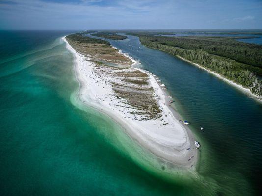 Keewaydin Island
Our most popular beach to park at.
Usually has food boats in the afternoons.