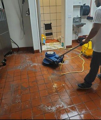 We create solutions for your cleaning needs!