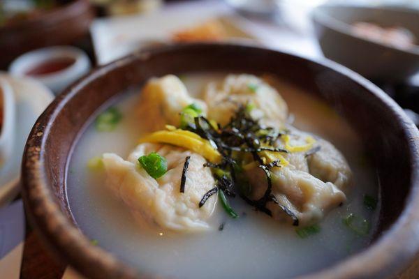 Man Doo Guk Dumpling soup