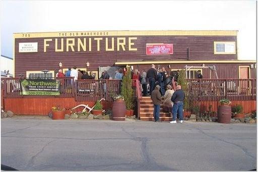 zillah warehouse furniture store