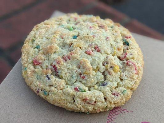 Fruity Pebbles Cookie