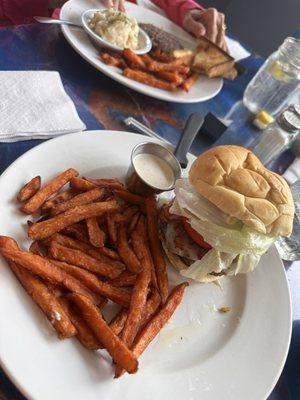 Absolutely delicious. Classic burger with pepper Jack and bacon.