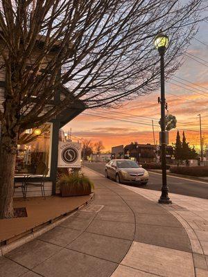 Beautiful Portland sunrise in mid-December