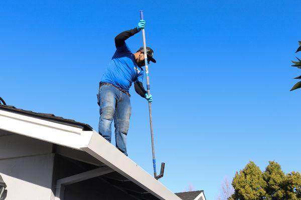 We clean your gutters.