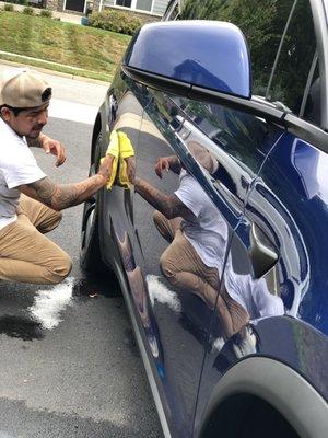 Hand drying before the polish