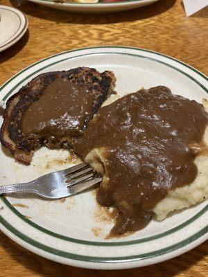 Meat Loaf, mashed potatoes with gravy