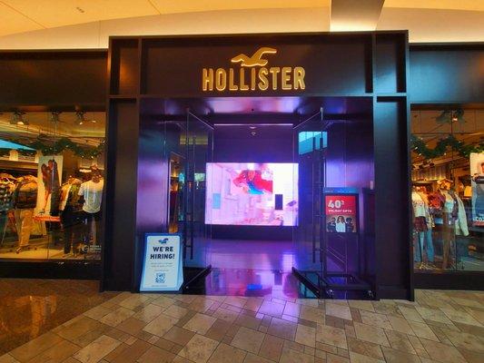 Hollister Co.