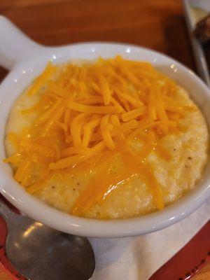 Jalapeño and cheese grits. Super yummy!!