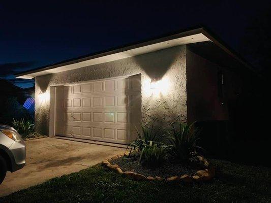 Exterior lighting / carriage lights