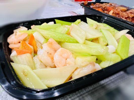 Shrimp with/ Celery