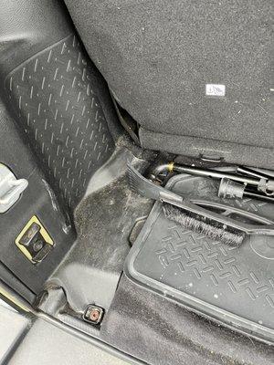 What they called a trunk !!!!its a space behind the rear seats