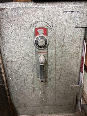 Charle got this OLD safe open!  He's an absolute master and saved the day for us.