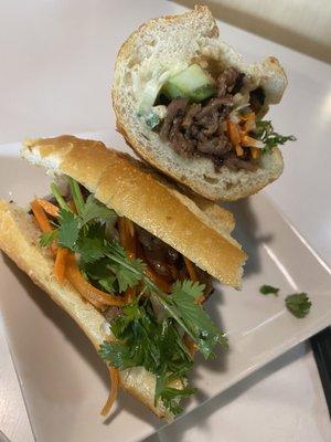 Bahn mi