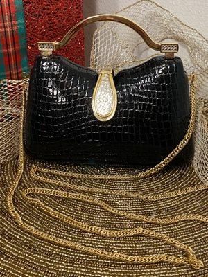 Vintage evening bags make great gifts for the holidays