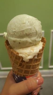 Pistachio & chongo zamorano (sp?) in a waffle cone