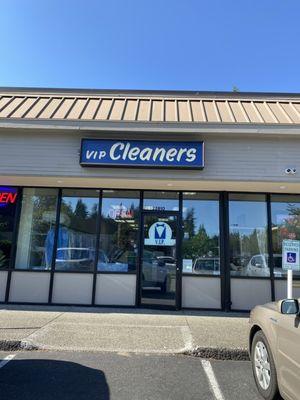 VIP Cleaners on 100th in Edmonds, WA