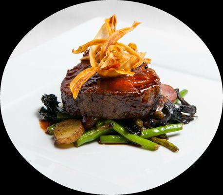 Beef Tenderloin with Green Beans and Parsnips