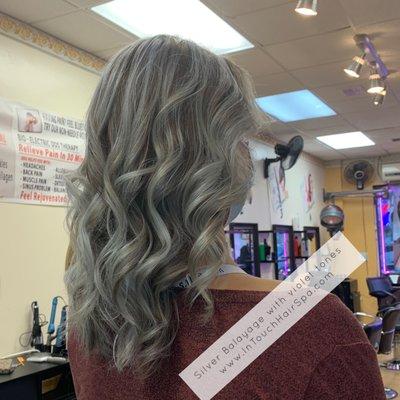 Silver blonde with violet tones by Cherry