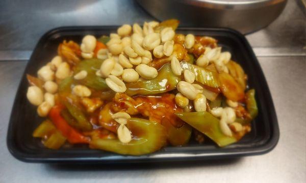 Kung Pao Chicken with Peanut