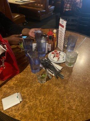 No food for over 2 hours ... bought drinks and they thought we were not going to pay