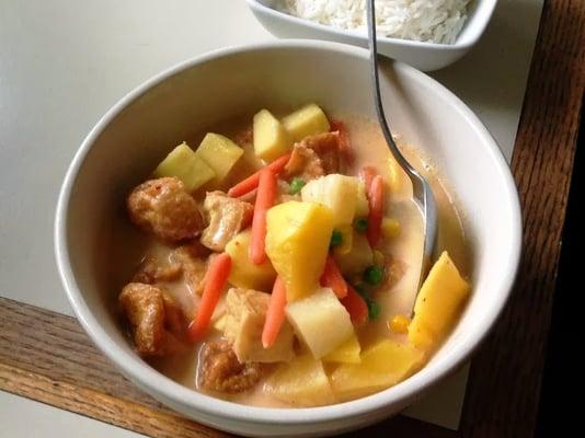 The Pineapple / Tofu / Curry dish.  Comes with white rice and is one of the most flavorful meals I have ever had.  LOVED IT!