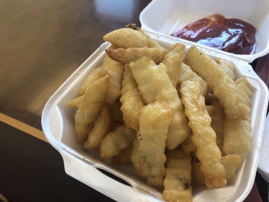 Sysco frozen crinkle cut fries. Nothing special.