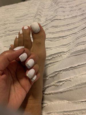 Dip nails, gel polished toes