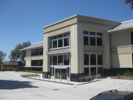 Front Entrance to Foster City Medical Center