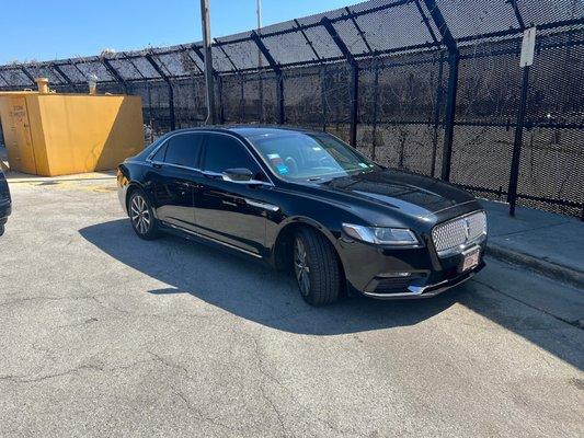 Step into luxury with our black Lincoln sedan, poised to exceed your expectations. Experience unmatched elegance and refinement today