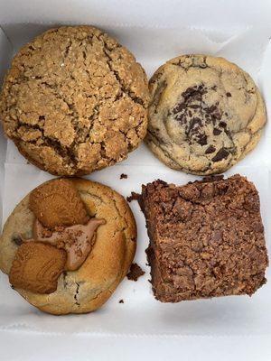 Oatmeal crème pie, chocolate puddle cookie, cookie butter cookie and peanut butter brownie