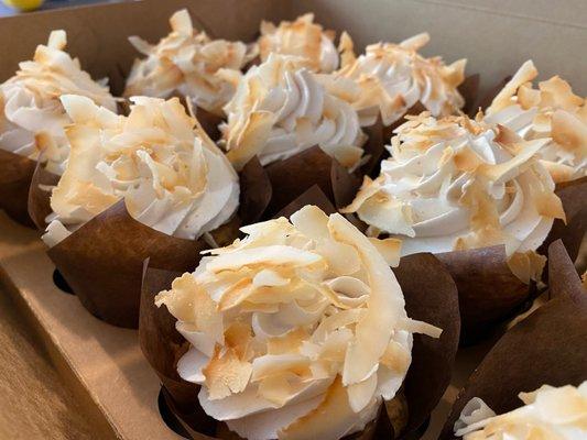 Coconut cupcakes, gluten-free, dairy-free, delicious