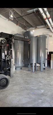 Compressor tanks and nitrogen tanks