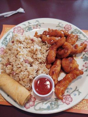 Pon Pom Chicken Lunch Combo $7.25 (includes drink and soup)