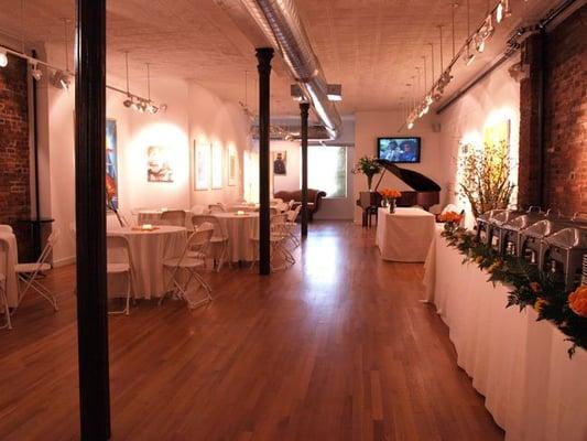 Clover's Fine Art Gallery