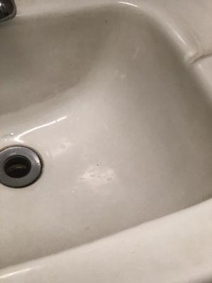 Disgusting dirty toileys, sinks, patient beds