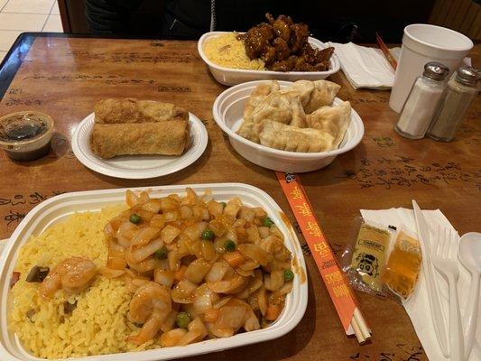 Hot and Spicy Shrimp, Fried Dumpling (8), Roast Pork Egg Roll