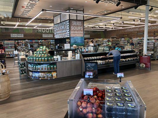 Fresh Food area Chamberlin's Natural Foods Lakewood Ranch