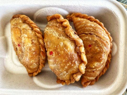 Karipap (Curry Puff)