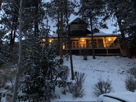 outlook lodge (main house) taken from the guest parking lot