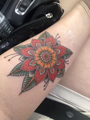 American Traditional Flower done by Tom.