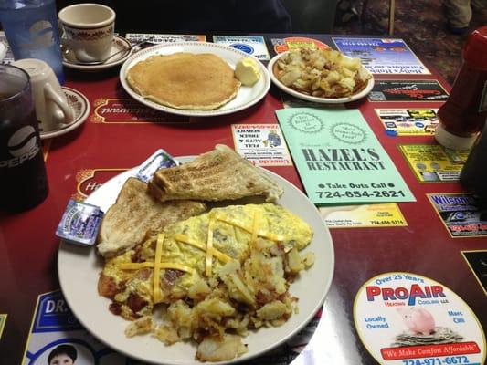 Omelette and pancake with the helpings