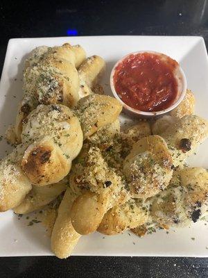 Garlic knots