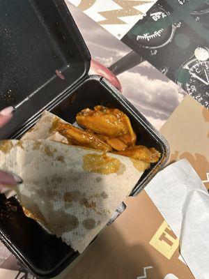 Wings and napkins