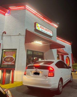 Their drive-thru is open 24 hours, an especially convenient hearty meal for road-trips & late bites!