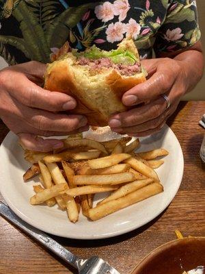 A perfectly cooked medium South-of-the-Border burger. With extra fries, bless their hearts.