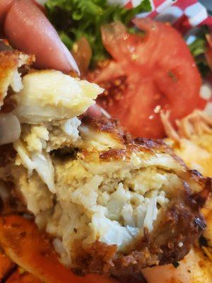 Inside the crabcake... all that meat