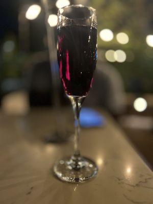 Sparkling red wine