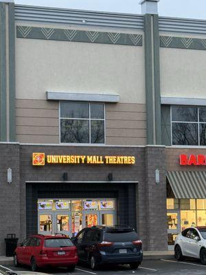 University Mall Theatres